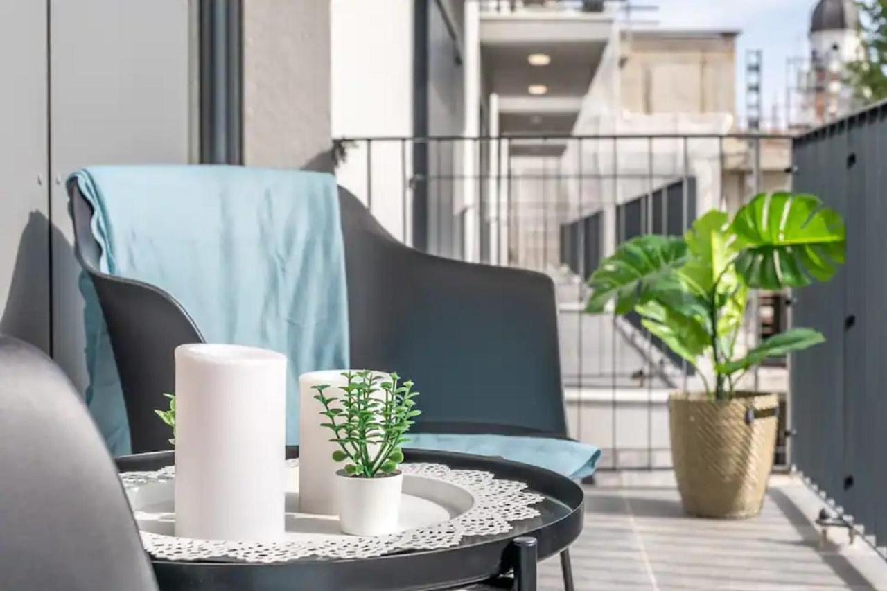 Brand New Modern Apartment-2 Rooms-Balcony-Garage Budapest Eksteriør billede