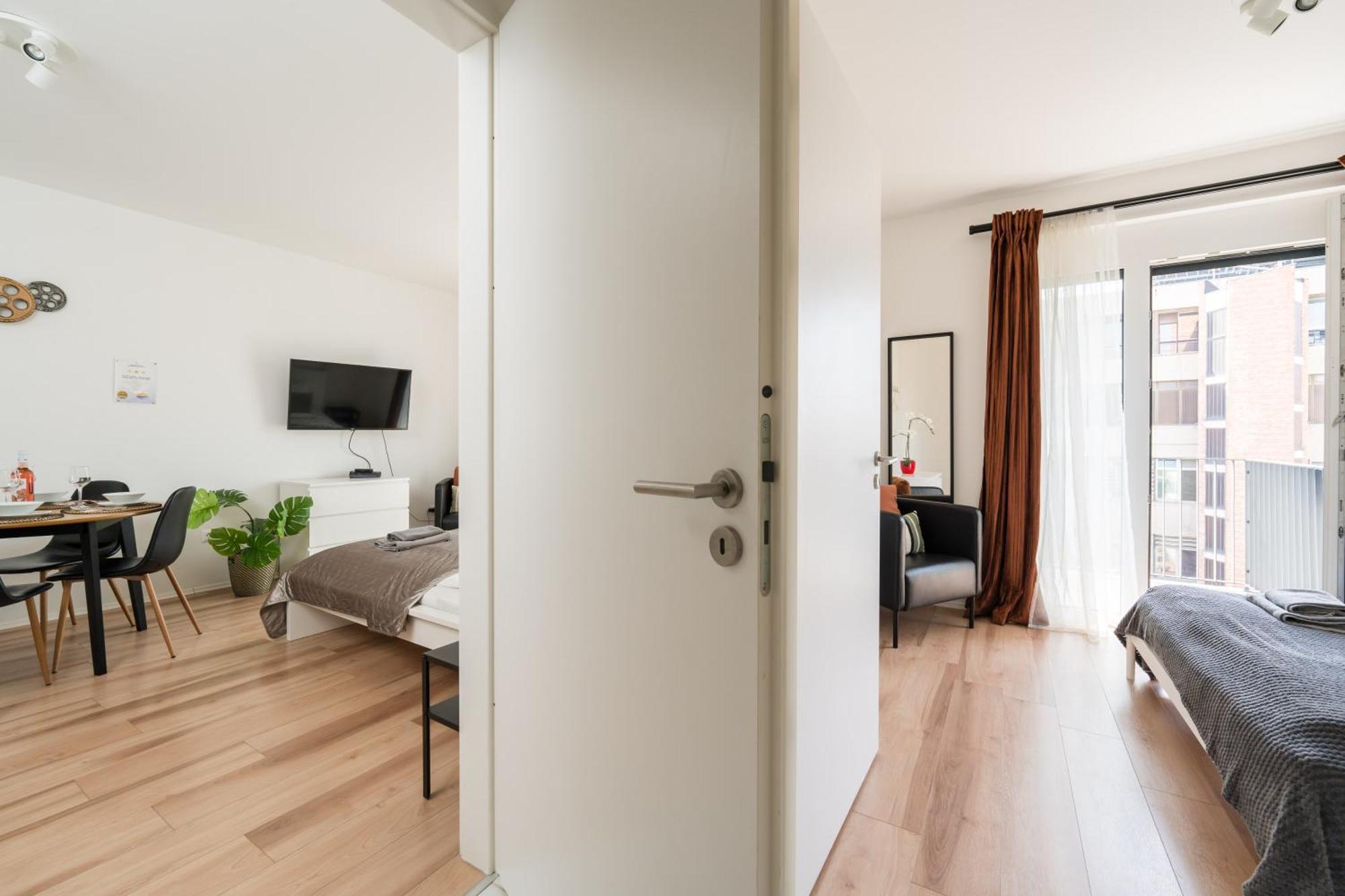 Brand New Modern Apartment-2 Rooms-Balcony-Garage Budapest Eksteriør billede