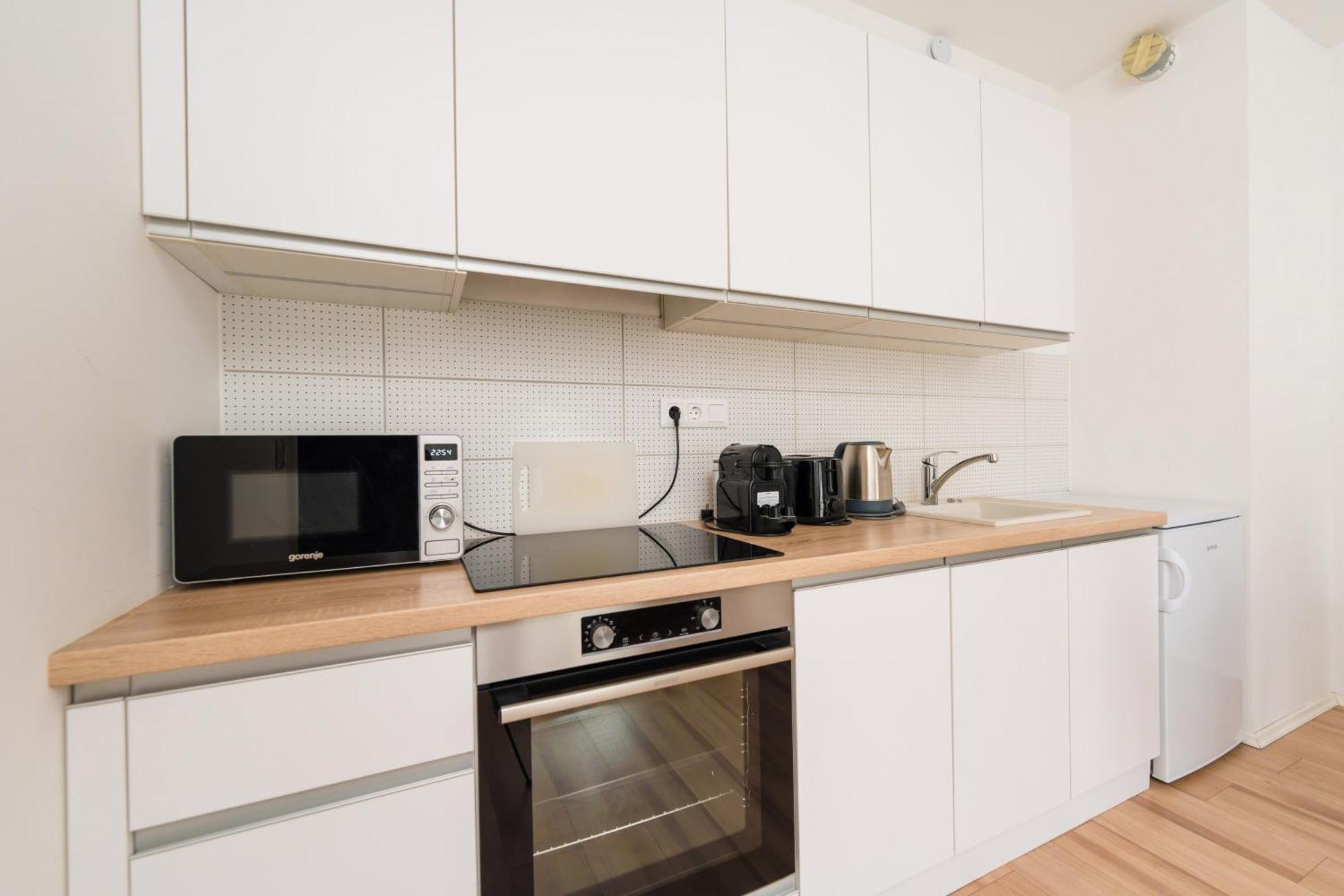 Brand New Modern Apartment-2 Rooms-Balcony-Garage Budapest Eksteriør billede
