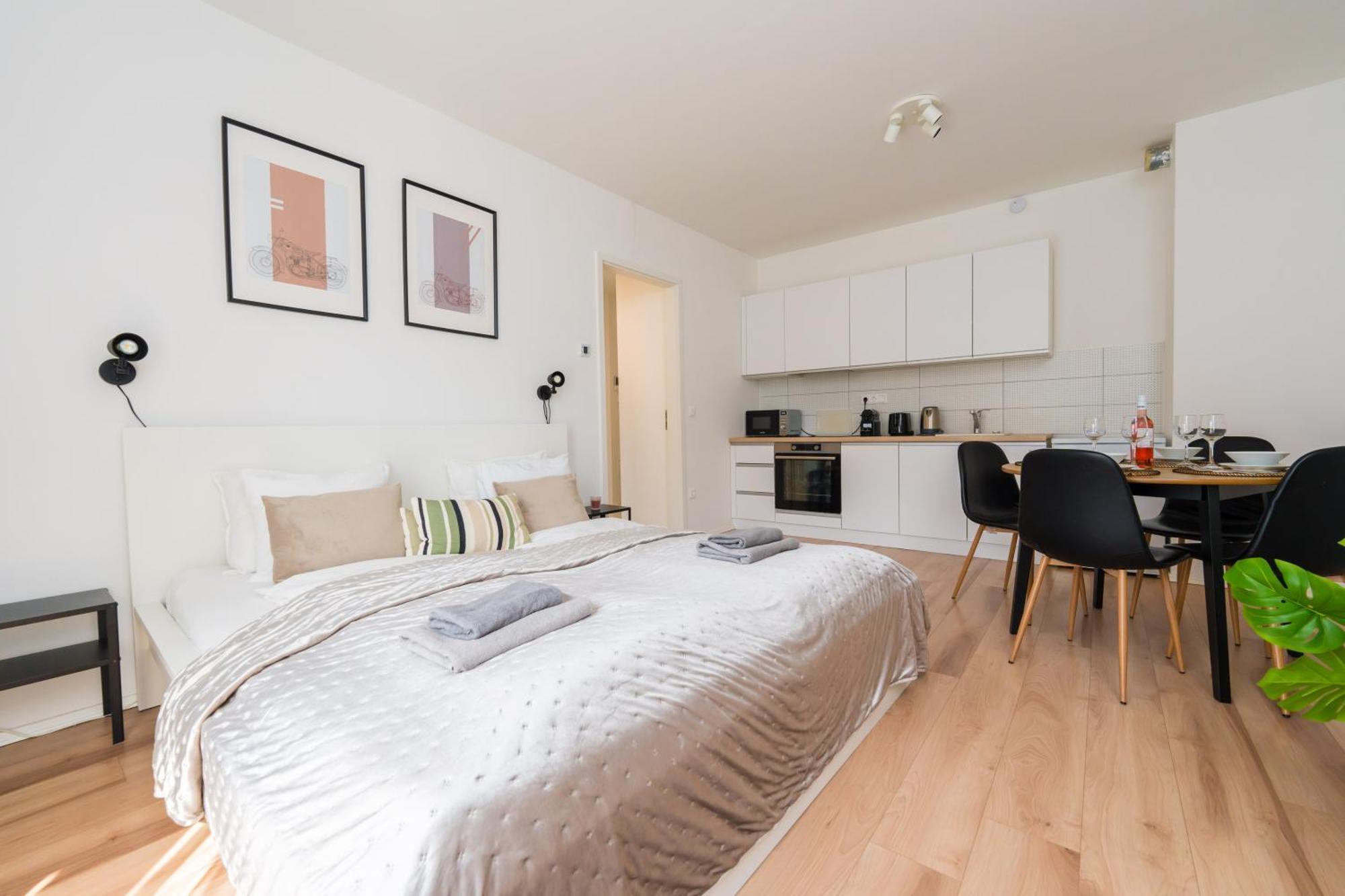 Brand New Modern Apartment-2 Rooms-Balcony-Garage Budapest Eksteriør billede